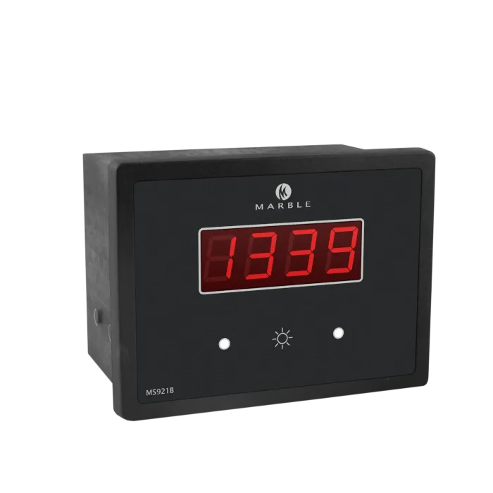 MS921B toerenteller met rood 4-cijferig LED-display en LED's voor de draairichting